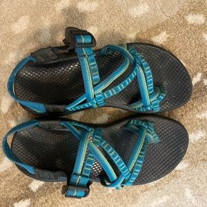 Double strap Chacos